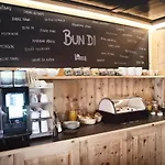 B&B Pensiunina - -