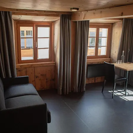 Couette-café Pensiunina - - *