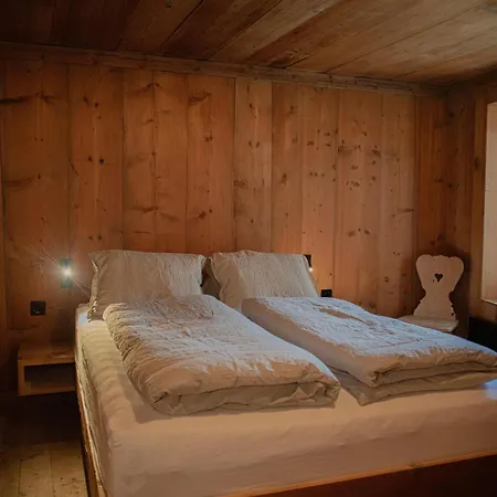 Couette-café Pensiunina - - Sent