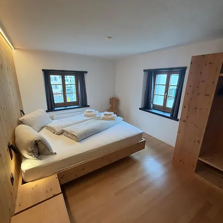 Pensiunina-Sent Bed & Breakfast 3*