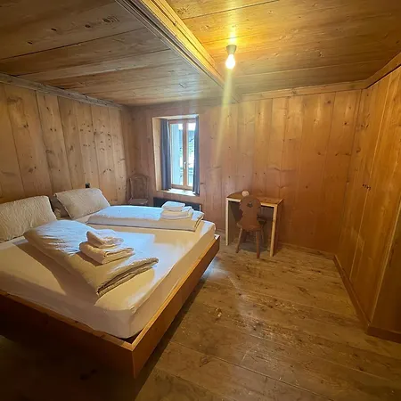 Pensiunina-Sent Bed & Breakfast 3*